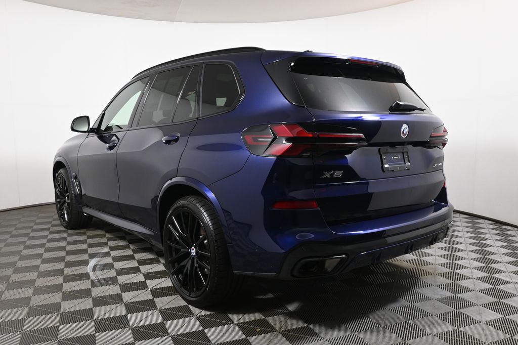 Thumbnail: 2026 BMW X5 - 5