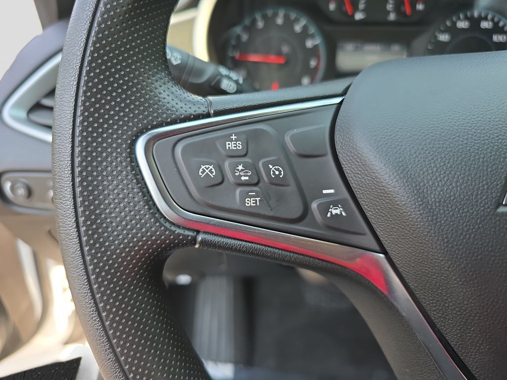 Used 2025 Chevrolet Malibu Sedan