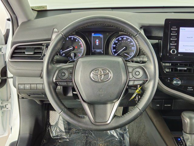 2023 Toyota Camry SE Nightshade 25