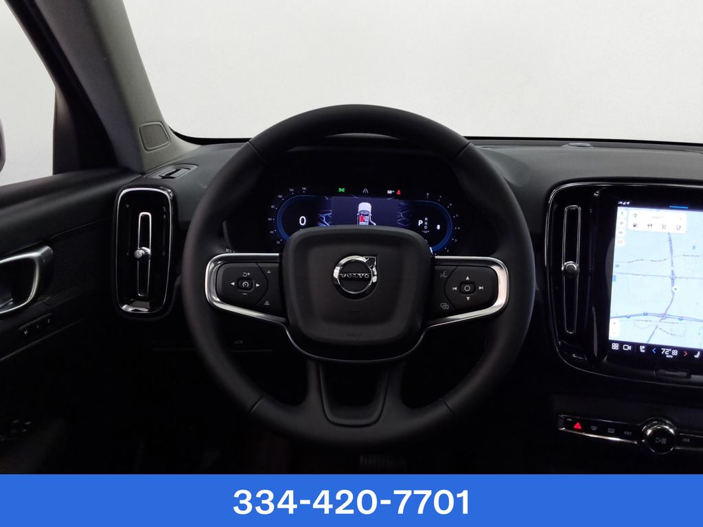 new 2025 Volvo XC40 car, priced at $37,599