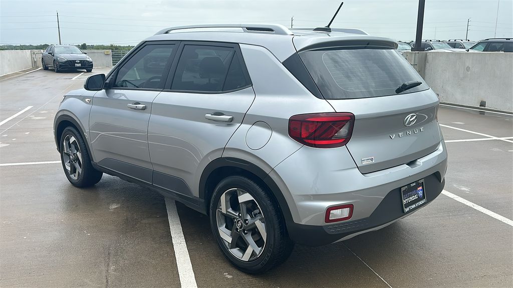 2024 Hyundai Venue SEL Silver at Baytown Hyundai