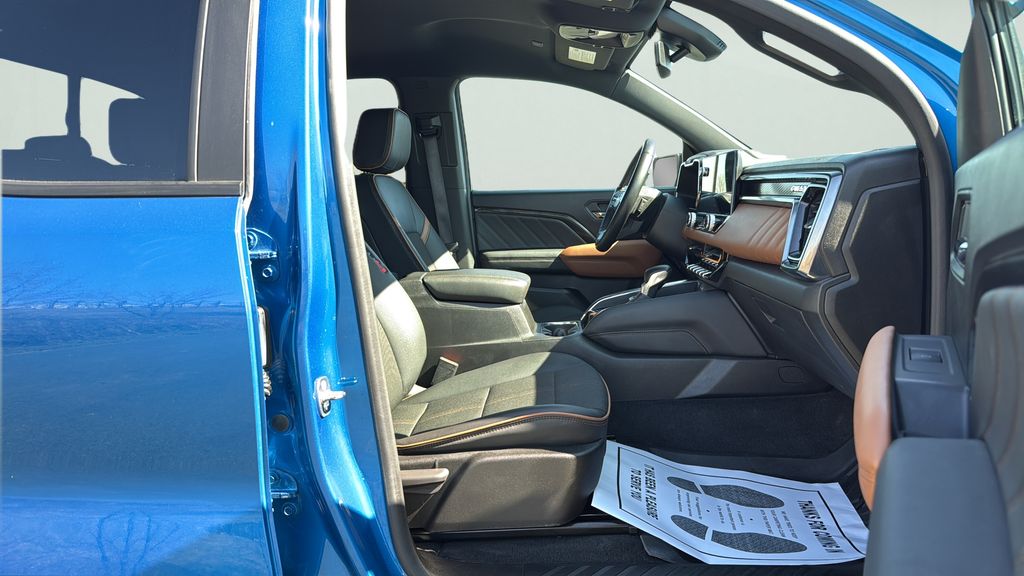 2023 GMC Canyon