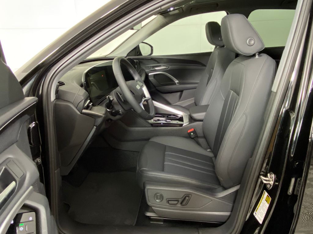 Thumbnail: 2025 Audi Q5 - 21