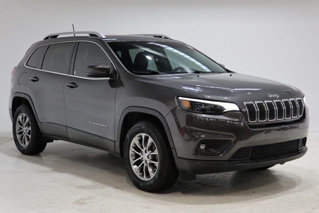 Gray (Granite Crystal Metallic Clearcoat) 2019 Jeep Cherokee Latitude Plus 4WD SUV / Crossover Four-Wheel Drive 9-Speed Automatic