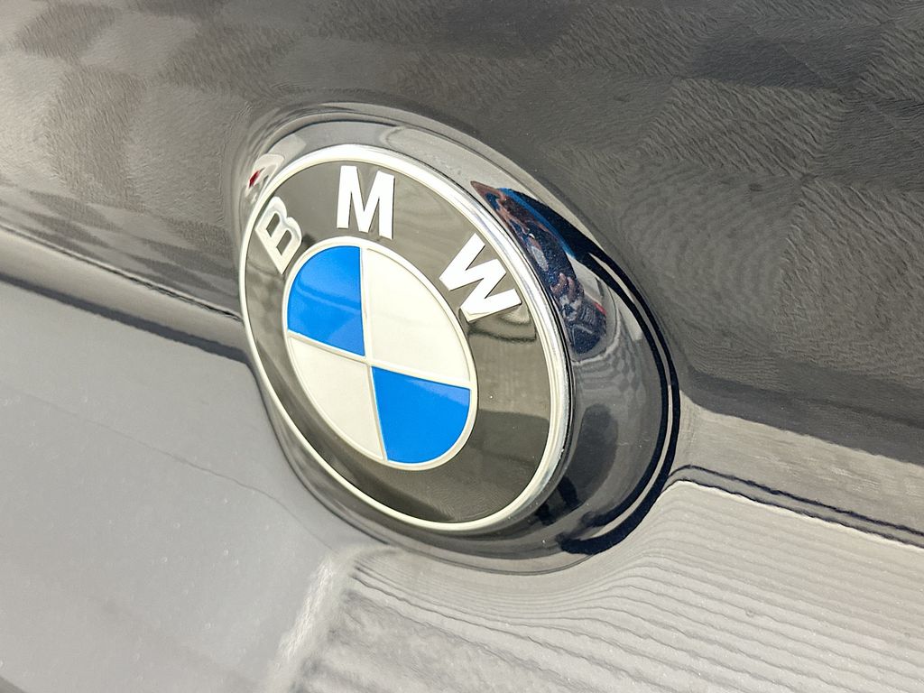 Thumbnail: 2026 BMW 8 Series - 22