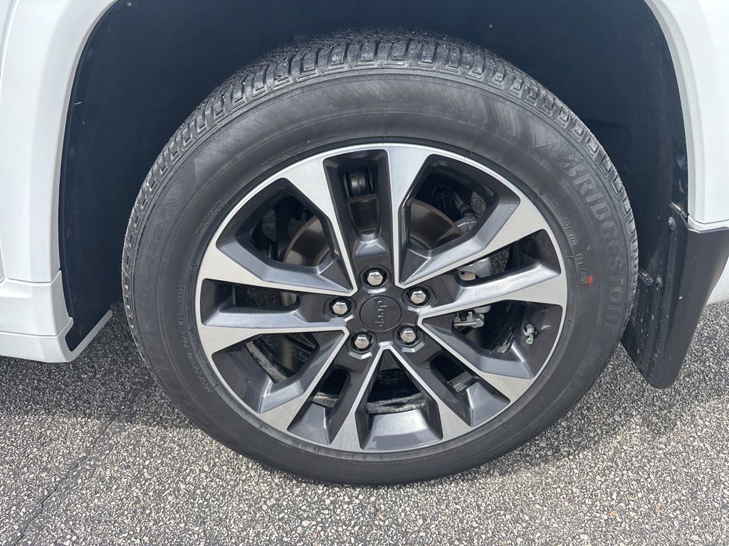 Used 2024 Jeep Grand Cherokee SUV