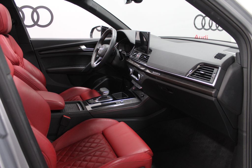 Thumbnail: 2021 Audi SQ5 - 31