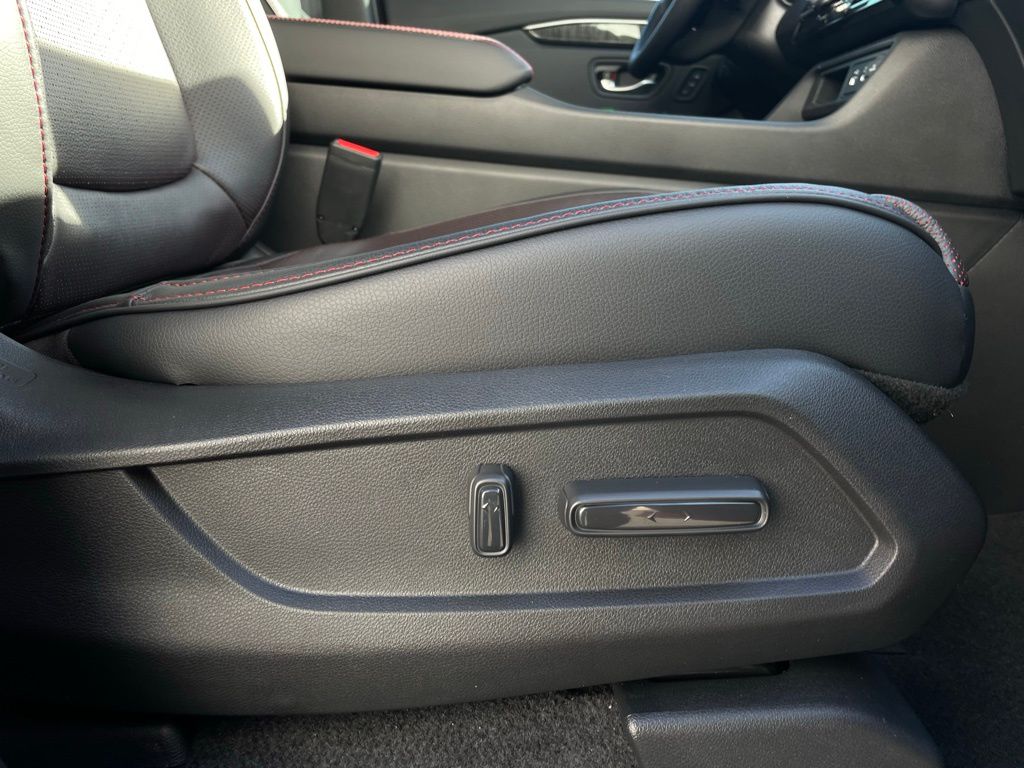 Thumbnail: 2025 Honda Pilot - 30