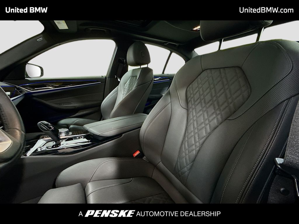 Thumbnail: 2023 BMW 5 Series - 5