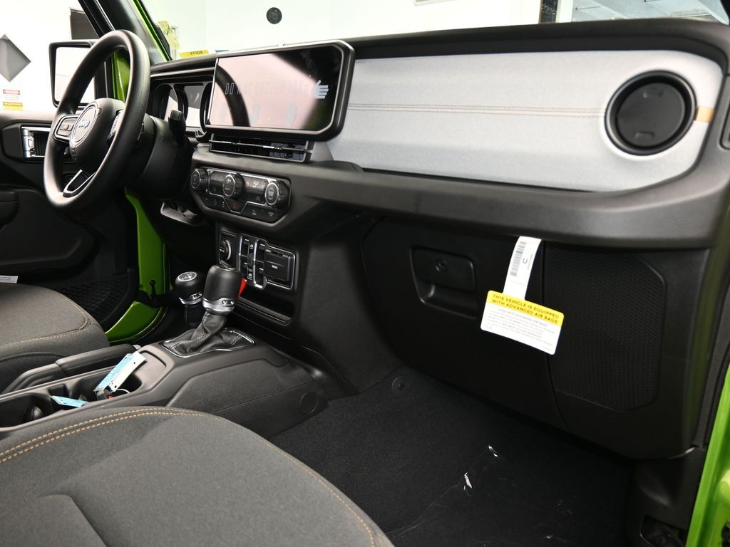 New 2026 Mojito Clearcoat Jeep Sport image 38