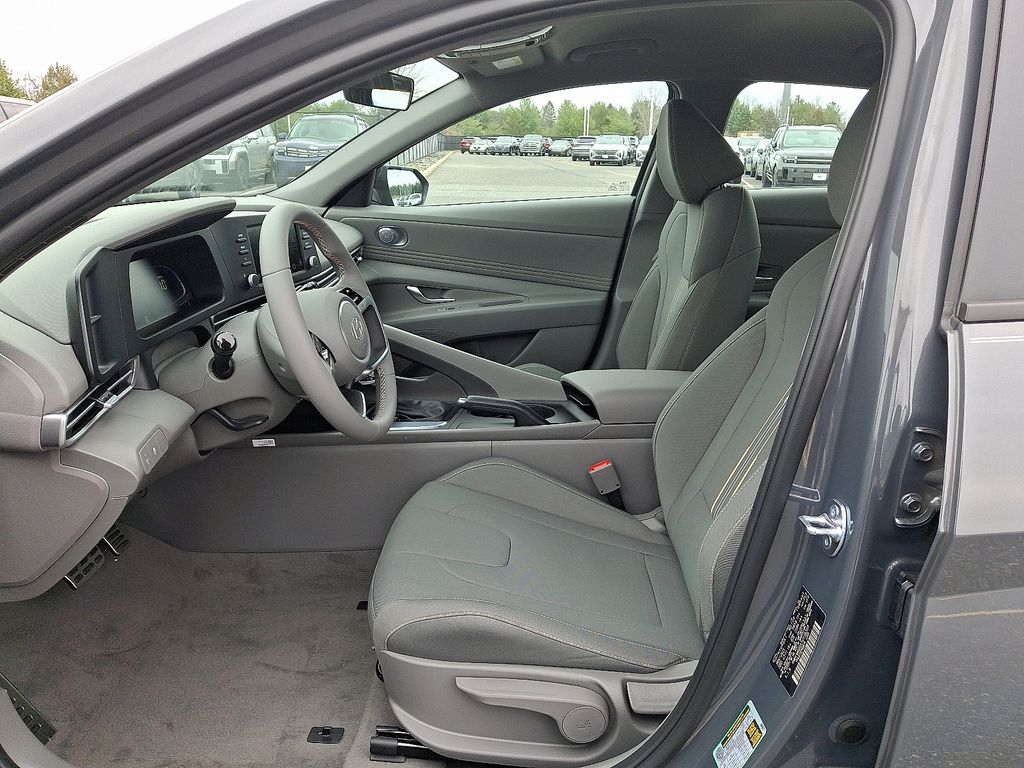 Thumbnail: 2026 Hyundai Elantra - 6