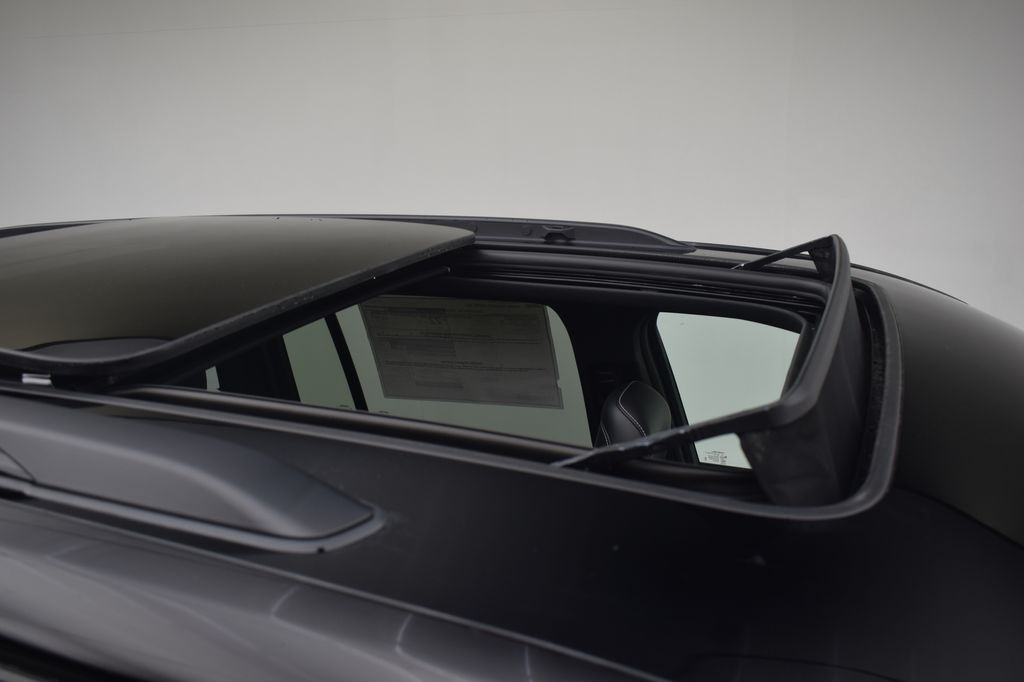 new 2025 Jeep Grand Cherokee car, priced at $50,186