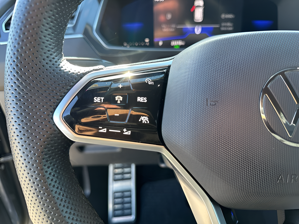 Used Car 2022 Volkswagen Tiguan  2.0t Se R-line Black For Sale Under $25,000 In Austin, Texas