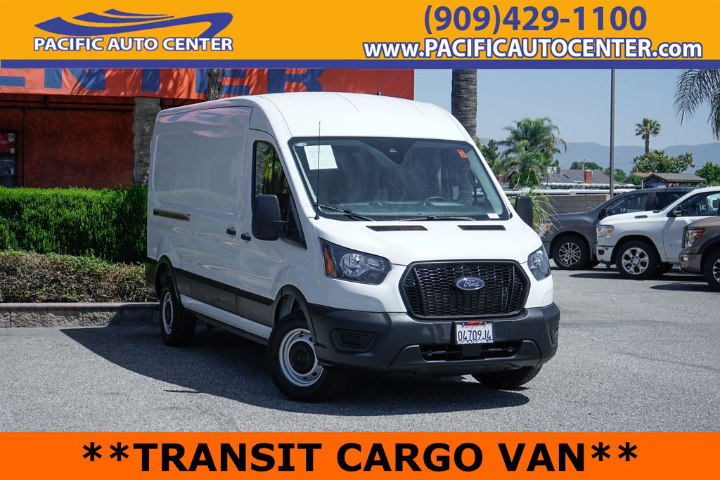 Oxford White 2025 Ford Transit Cargo 150 Medium Roof LB RWD Van Rear-Wheel Drive