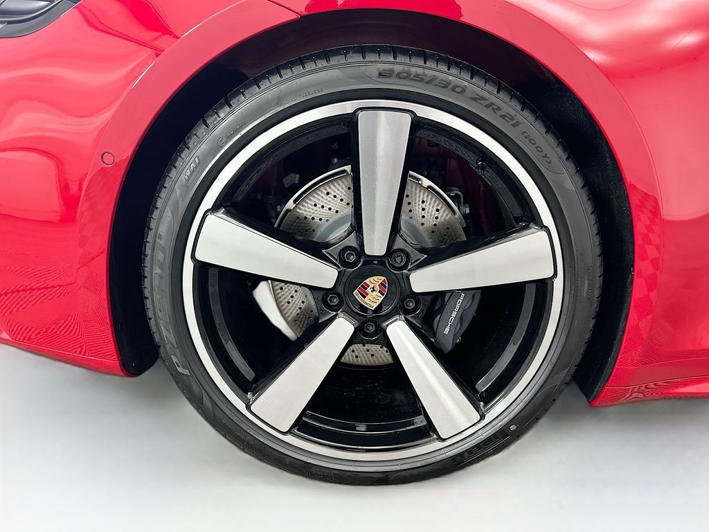 Thumbnail: 2026 Porsche 911 - 32