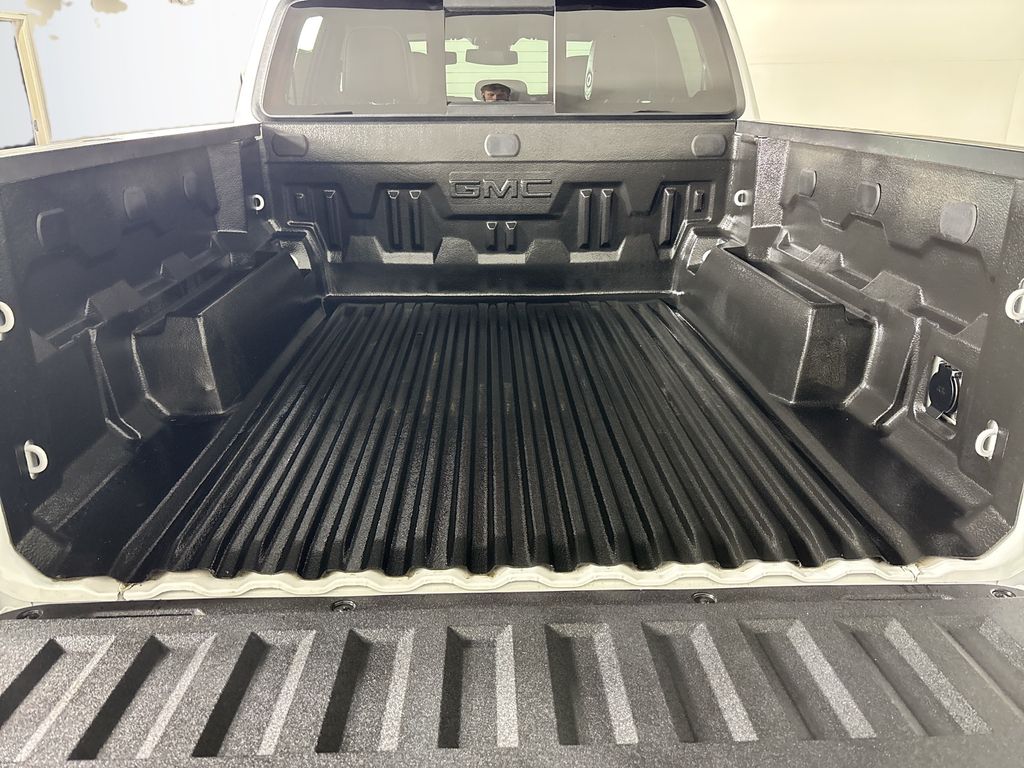 2023 GMC Canyon AT4