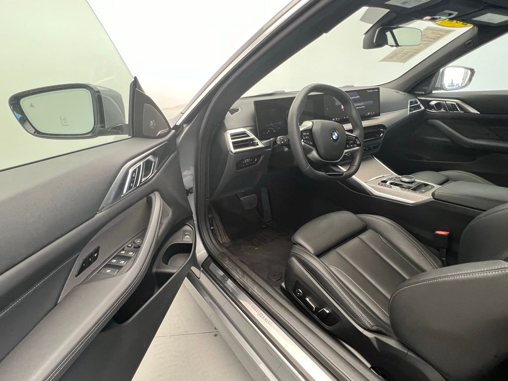 Thumbnail: 2026 BMW 4 Series - 27