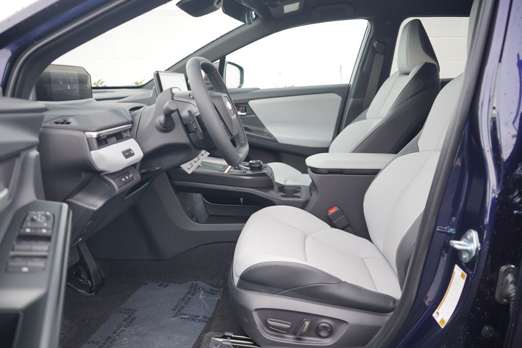 Thumbnail: 2026 Subaru Solterra - 6