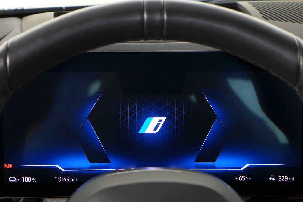 Thumbnail: 2024 BMW i5 - 27