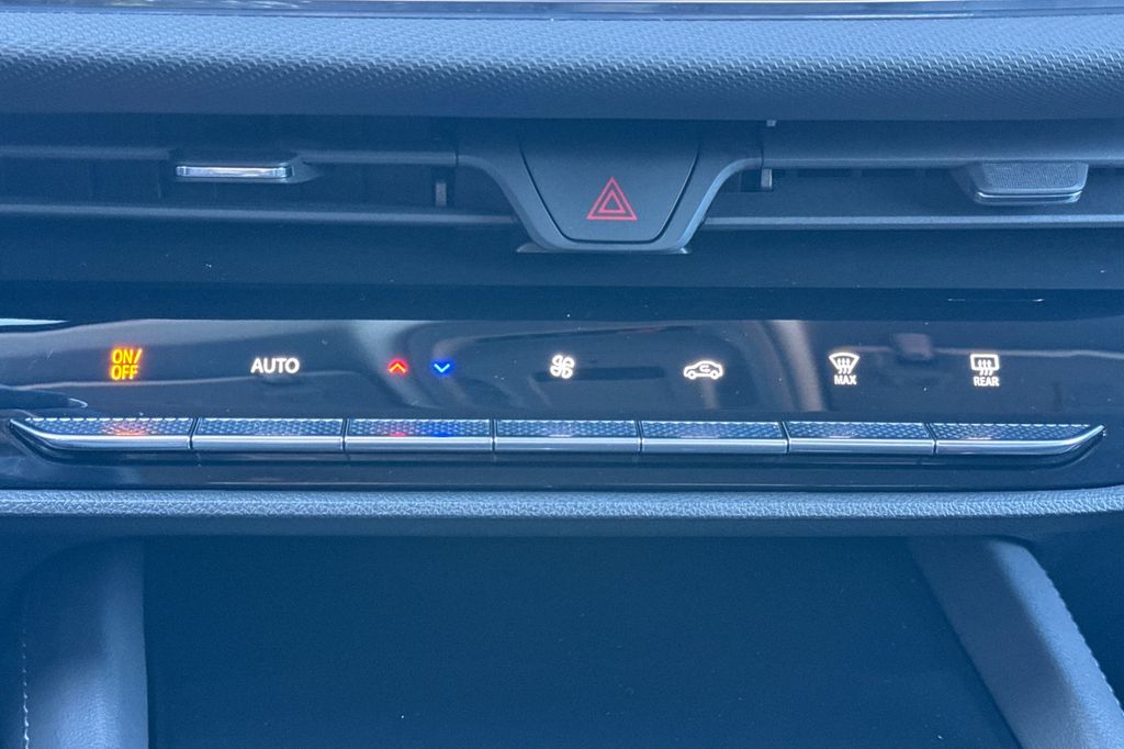 used 2025 Buick Envision car, priced at $28,955