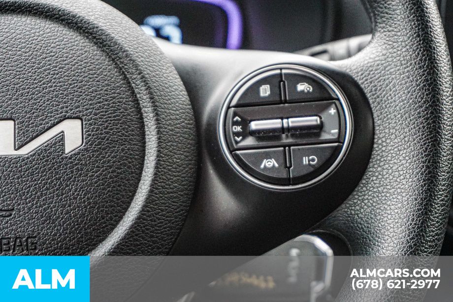2025 Kia Soul LX - Photo 31
