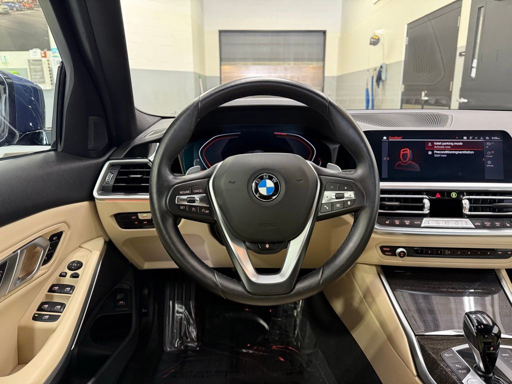 2022 BMW 3 Series 330i xDrive 23