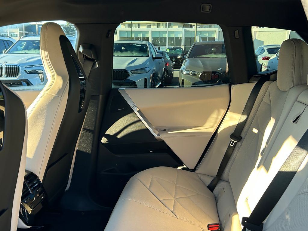 Thumbnail: 2026 BMW iX - 31