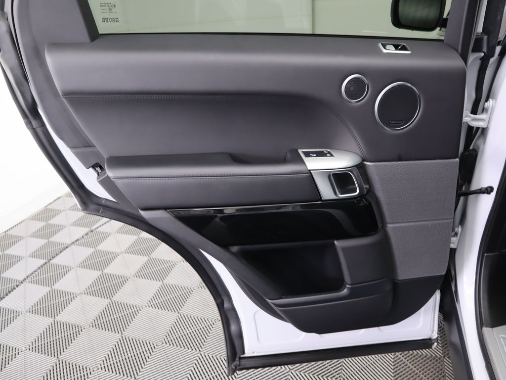 Thumbnail: 2022 Land Rover Range Rover Sport - 26