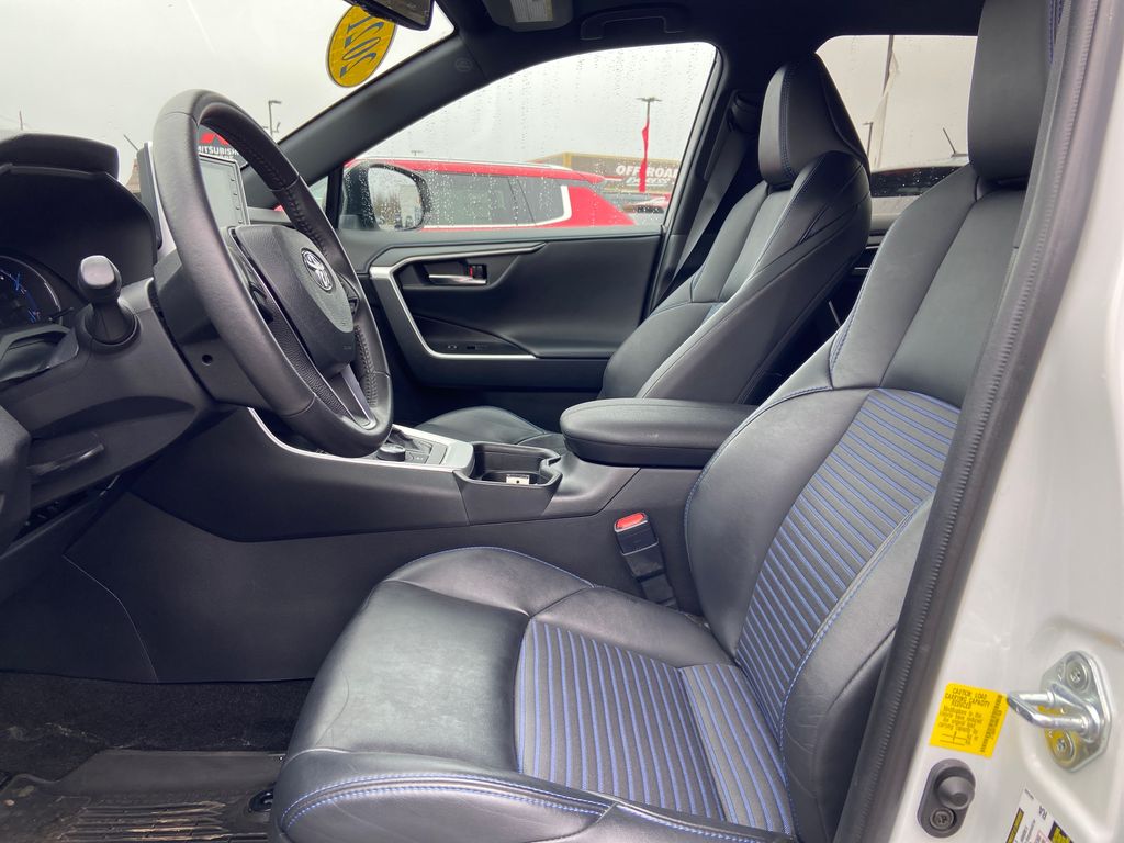 2021 Toyota RAV4 Hybrid XSE - 9