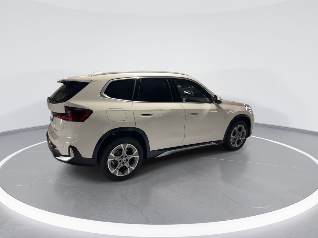 Thumbnail: 2026 BMW X1 - 8