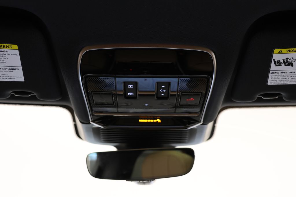 Thumbnail: 2026 Land Rover Range Rover Sport - 14