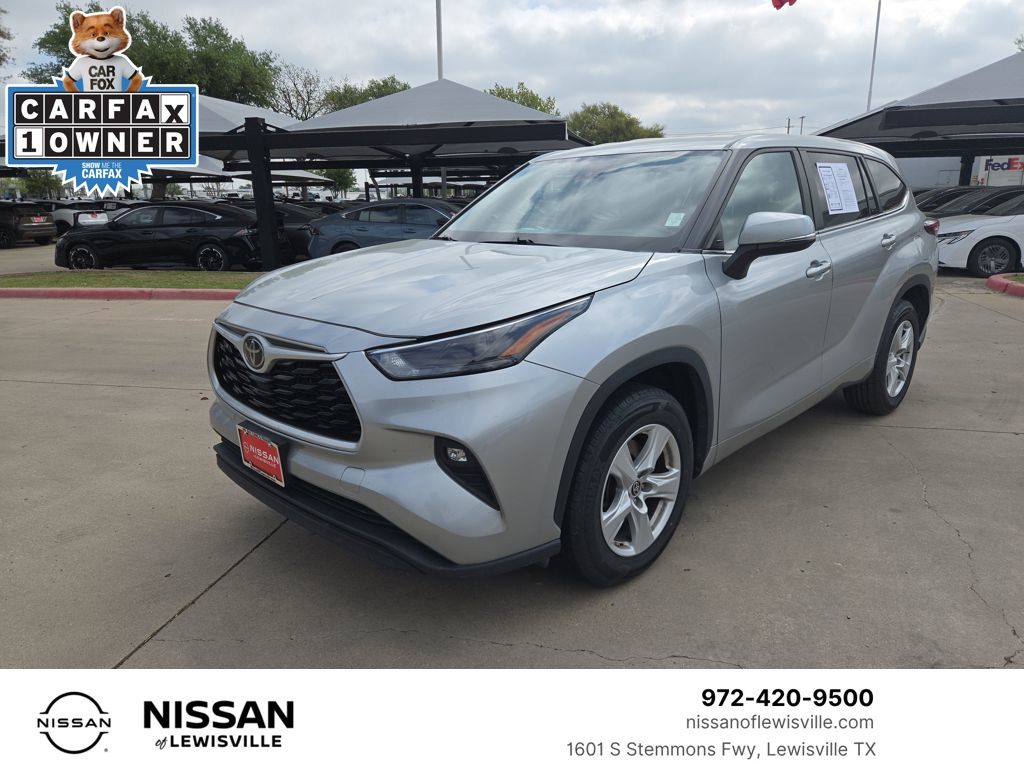 Celestial Silver Metallic 2024 Toyota Highlander LE FWD SUV / Crossover Front-Wheel Drive 8-Speed Automatic
