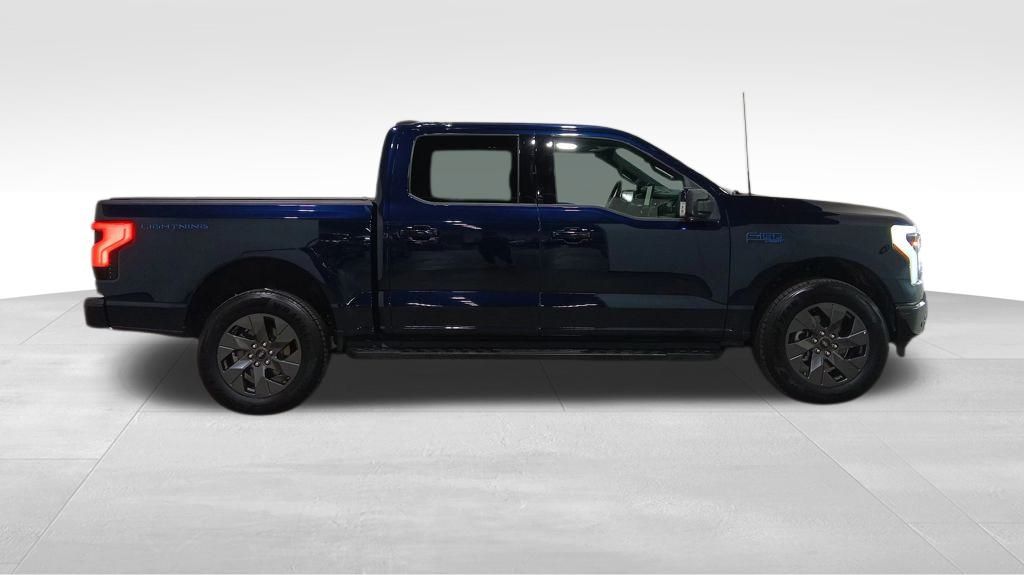 2024 Ford F-150 Lightning LARIAT