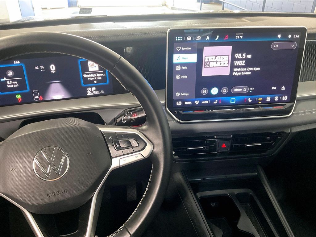 2025 Volkswagen Tiguan — photo 19