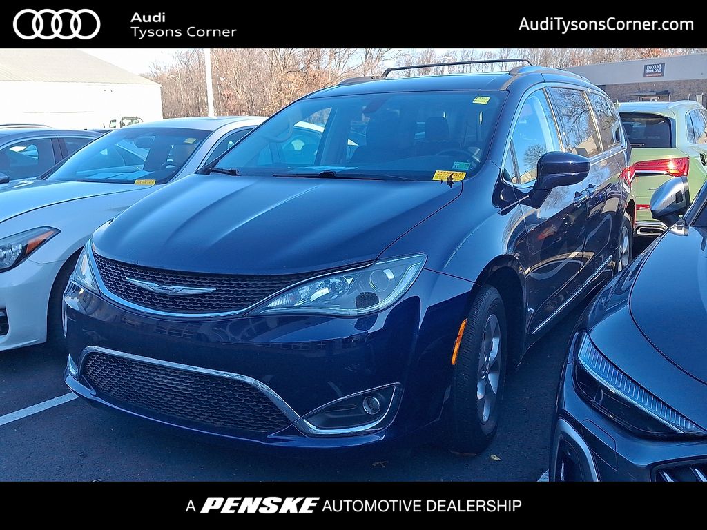 2017 Chrysler Pacifica  -
                  Vienna, VA