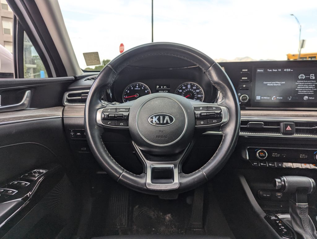 2021 Kia K5 EX 29