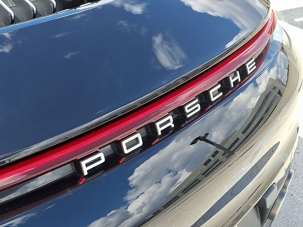Thumbnail: 2022 Porsche 911 - 29