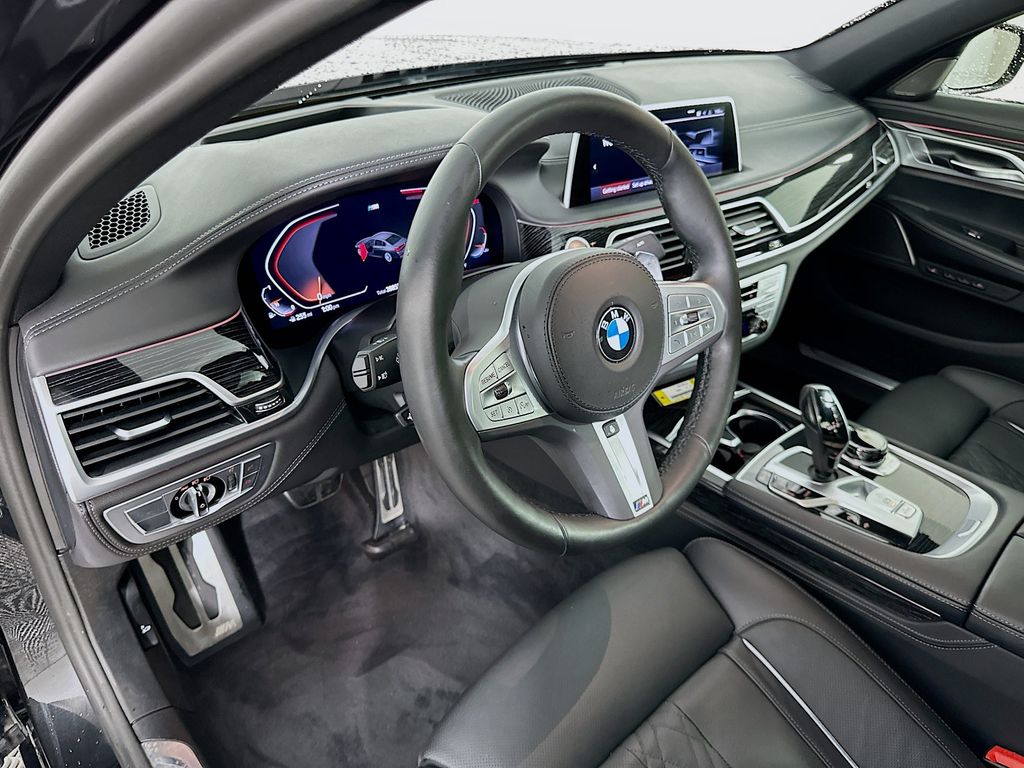 Thumbnail: 2022 BMW 7 Series - 9