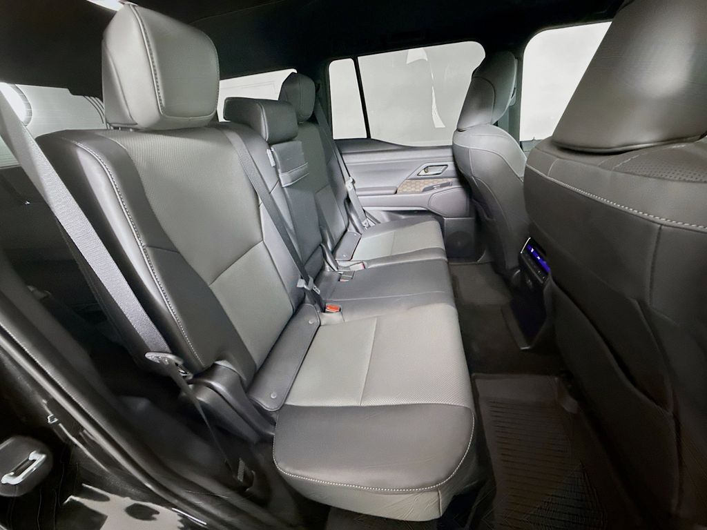 Thumbnail: 2024 Lexus GX - 28