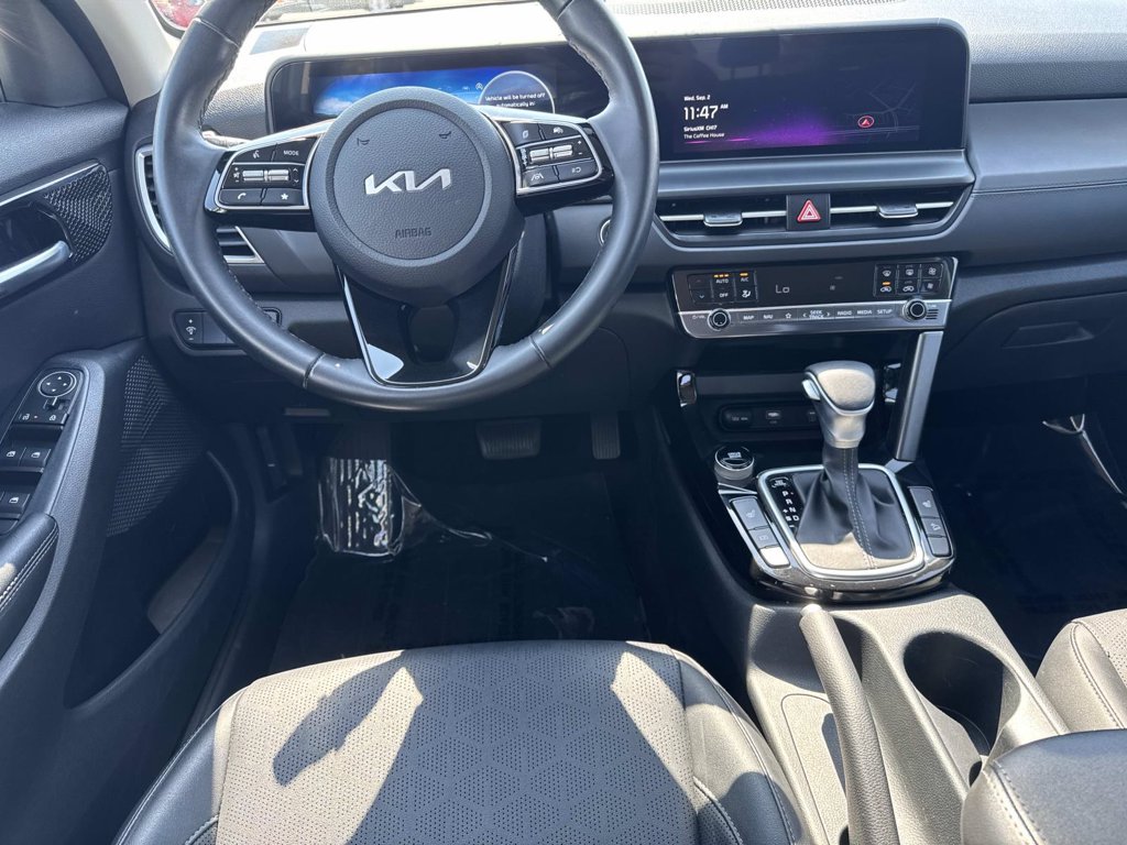 Used 2024 Blue Kia EX image 15