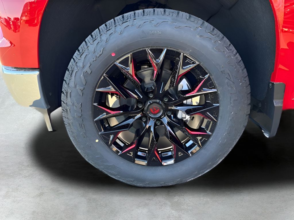 2025 Chevrolet Silverado 1500 LT - Photo 33