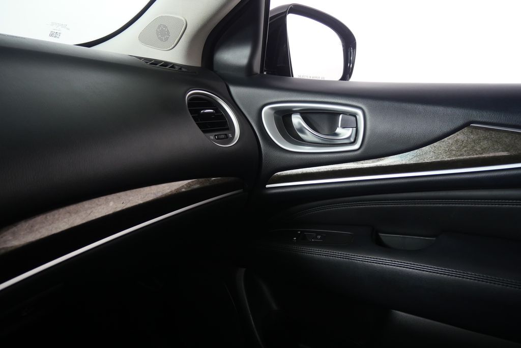 2015 INFINITI QX60 Base 30