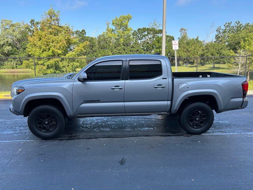 2021 Toyota Tacoma TRD Sport 2