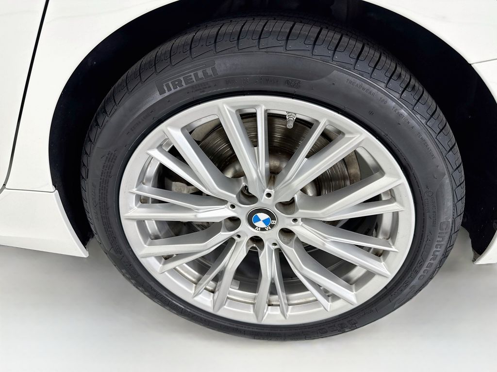 Thumbnail: 2023 BMW 3 Series - 30