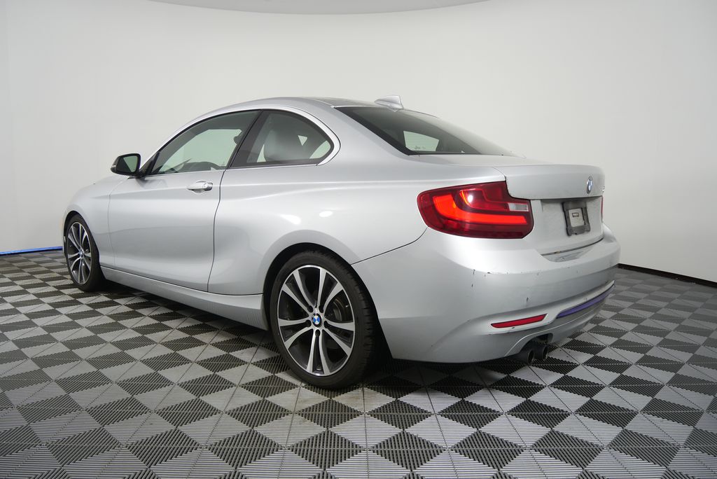 Thumbnail: 2014 BMW 2 Series - 5