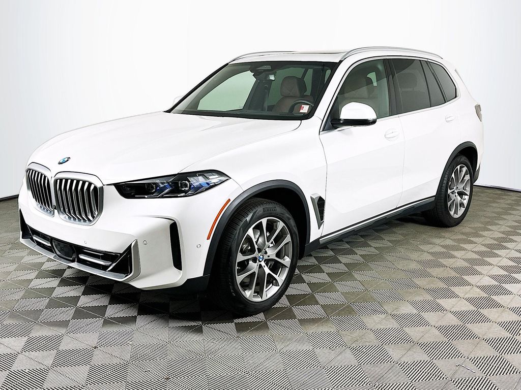 Mineral White Metallic 2026 BMW X5 SUV / Crossover All-Wheel Drive 8-Speed Automatic
