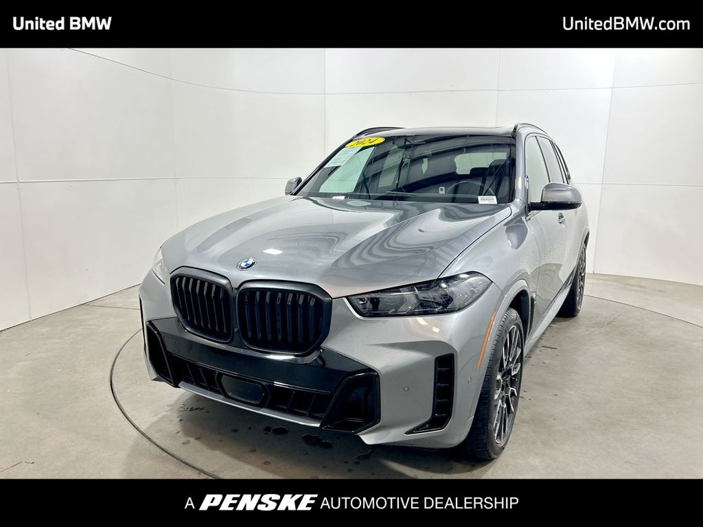 2024 BMW X5 xDrive40i Hero Image