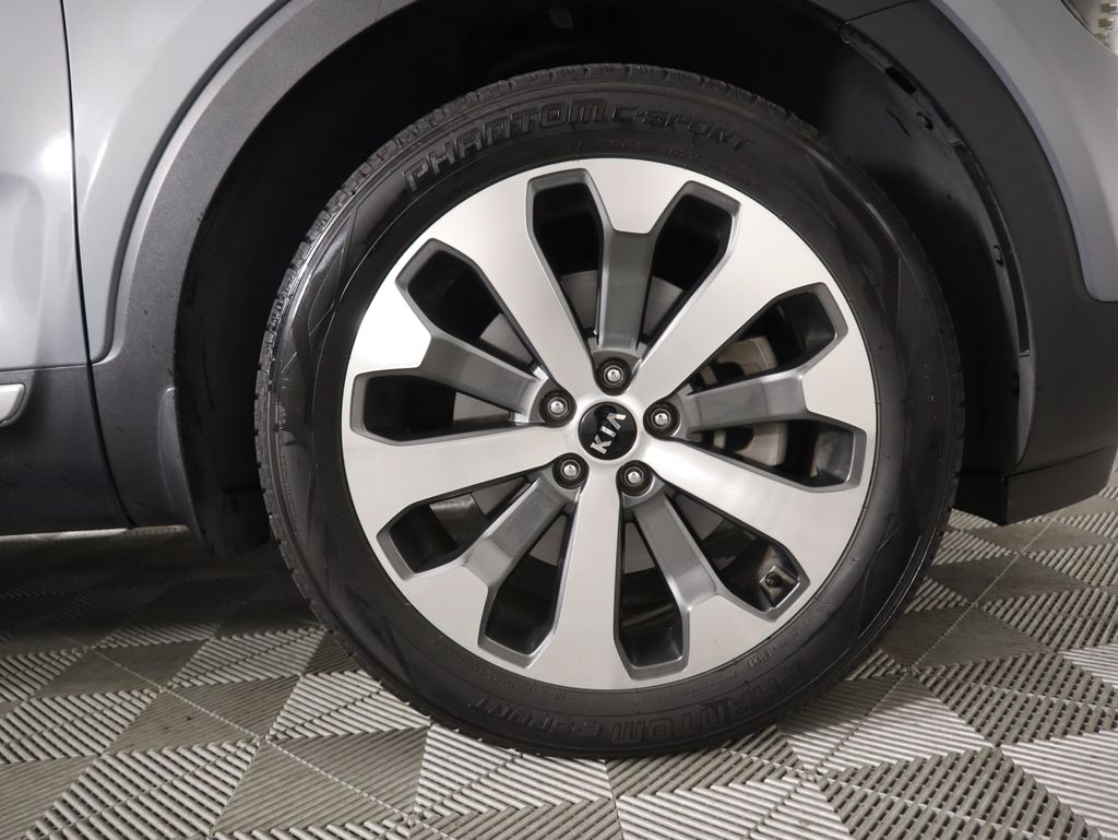 Thumbnail: 2020 Kia Telluride - 32