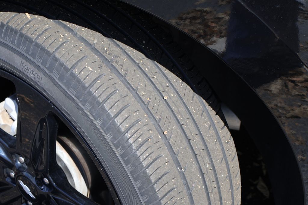 Thumbnail: 2021 Chevrolet Equinox - 14