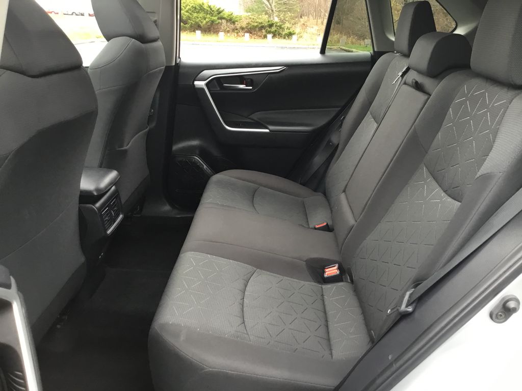 Thumbnail: 2023 Toyota RAV4 - 16